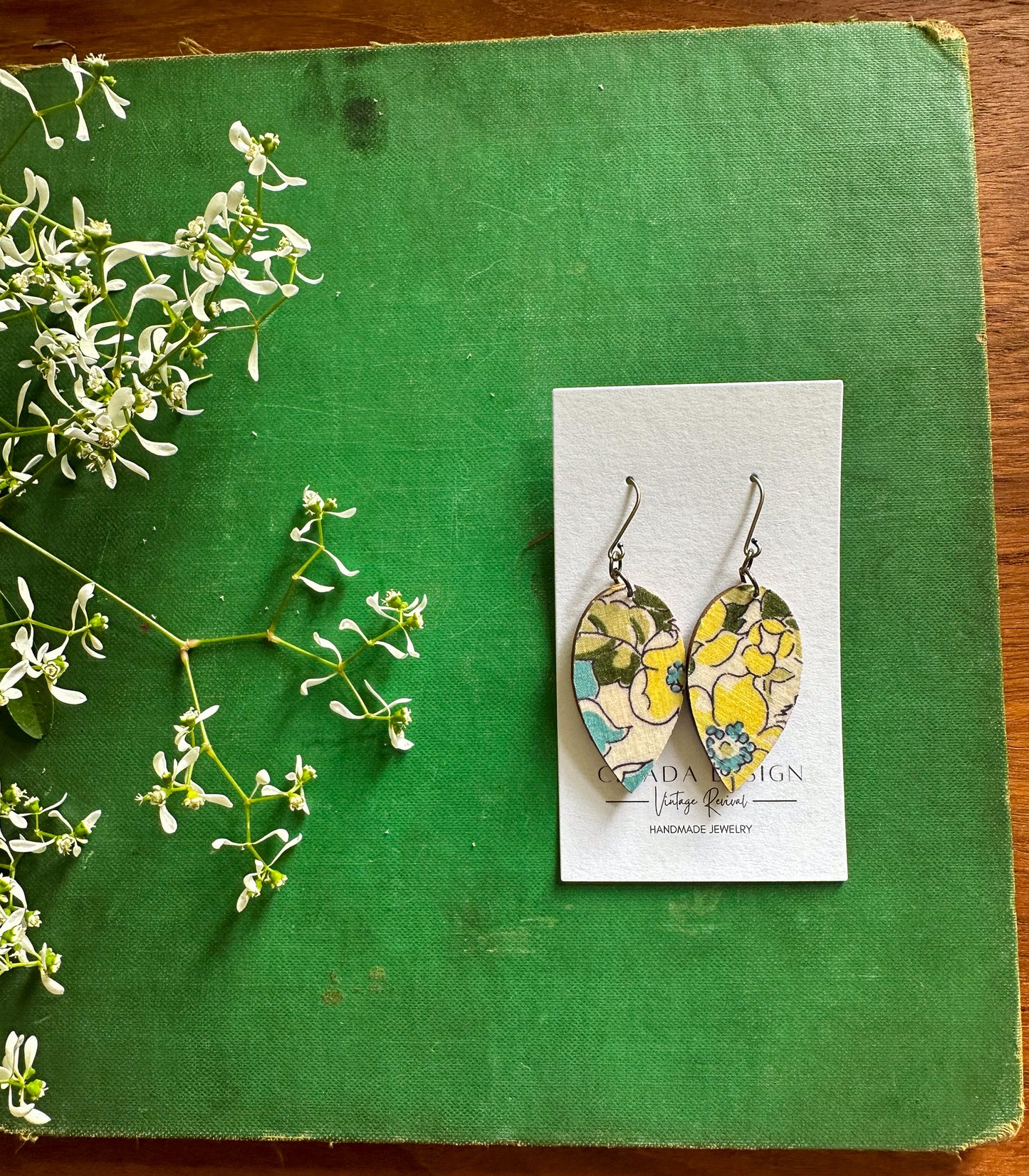 Liberty Teardrop Peg Collection Earring