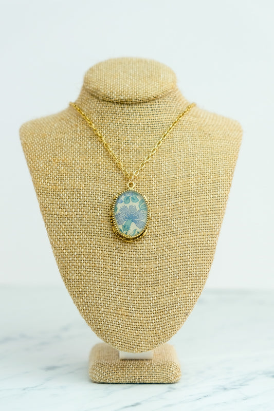Liberty Lizzy Necklace Carnation