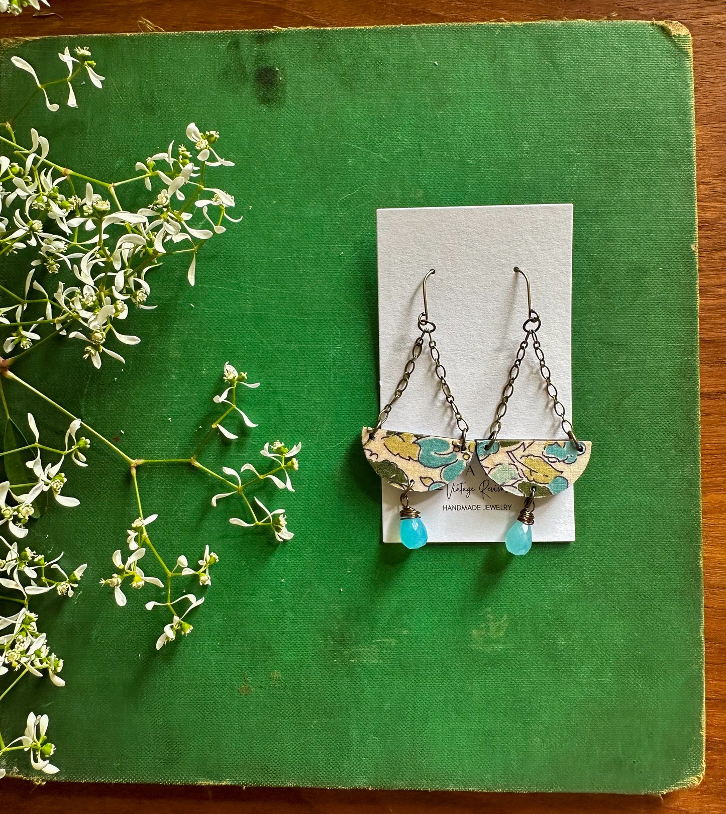 Liberty Peg Earring Chalcedony